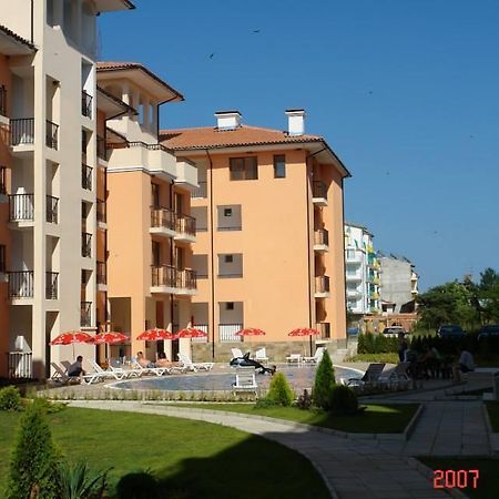 Gardenia Apartments Primorsko Exterior photo