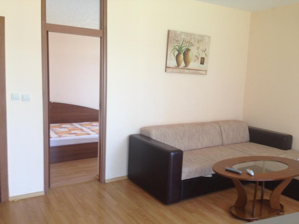 Gardenia Apartments Primorsko Room photo