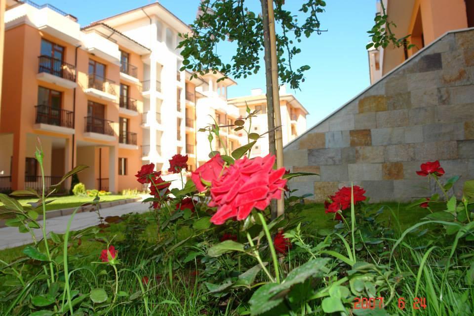 Gardenia Apartments Primorsko Exterior photo